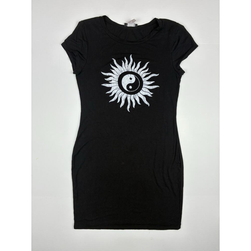 Yin Yang Sun Graphic Y2K Bodycon Mini Dress Size L Black Short Sleeve - Picture 2 of 5